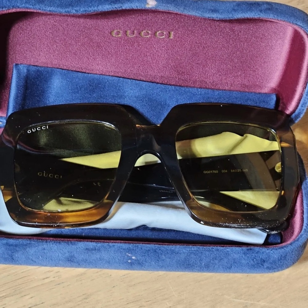 Gucci Black and Brown Sunglasses
